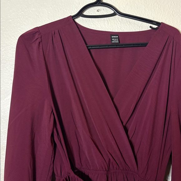 Elegant Plum Long Sleeve Dress - Picture 4 of 4